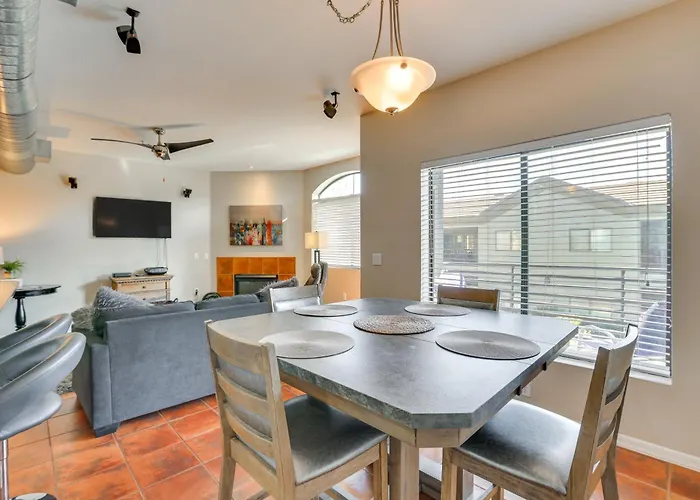 Holiday home < 1 Mi To Biltmore Fashion Park: W/ Pool! *
