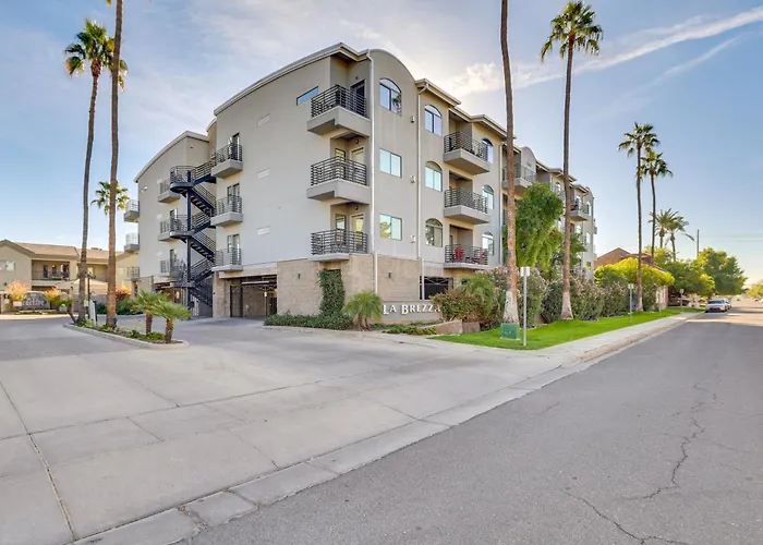 Holiday home < 1 Mi To Biltmore Fashion Park: W/ Pool! *